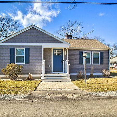 Updated Buzzards Bay Beach Cottage Walk To Shore! 본 외부 사진