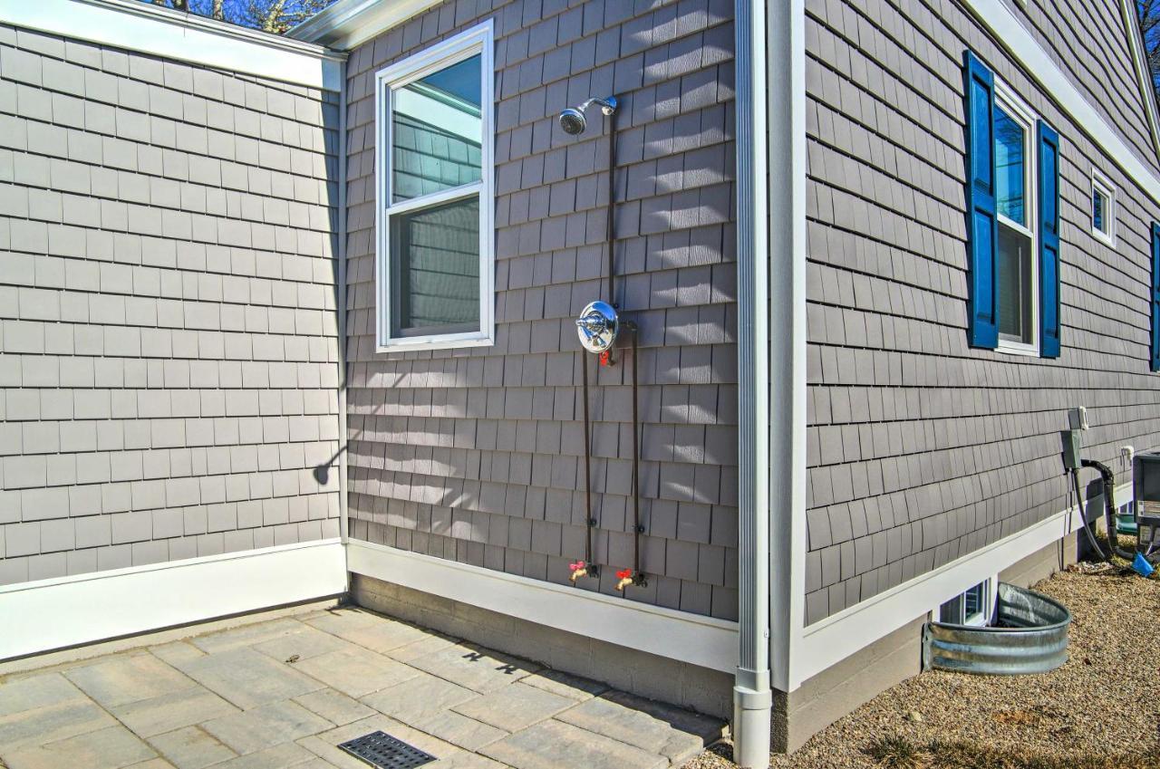 Updated Buzzards Bay Beach Cottage Walk To Shore! 본 외부 사진