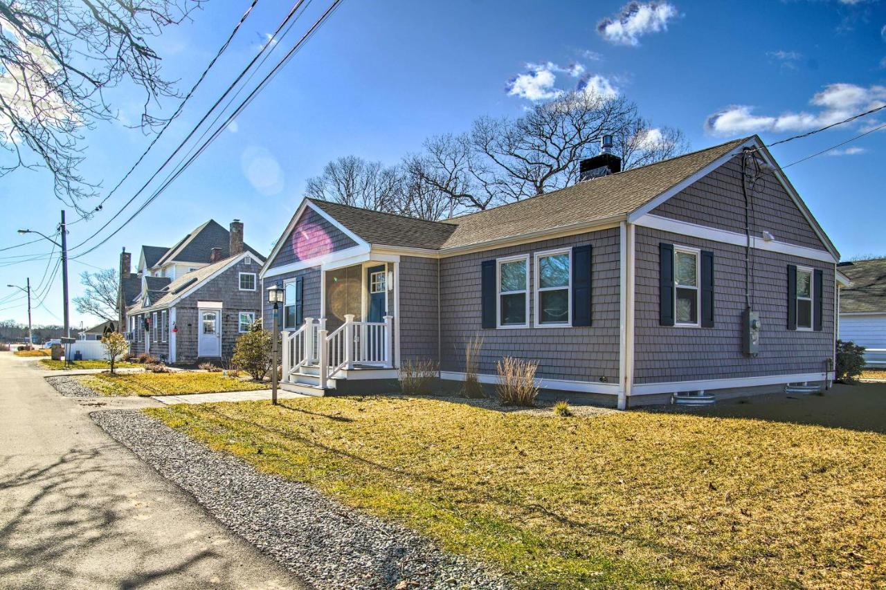 Updated Buzzards Bay Beach Cottage Walk To Shore! 본 외부 사진